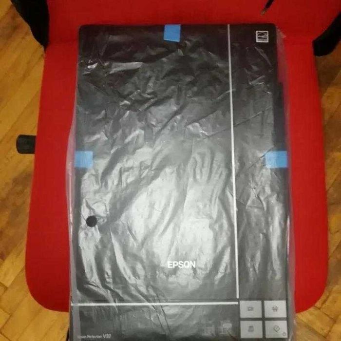 Сканер планшетный epson perfection v37