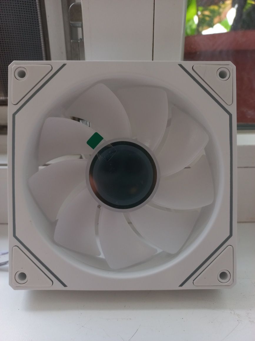 Вентилятор 120мм білий UPSIREN UF-1 PRISM 4 PRO ARGB Reversed