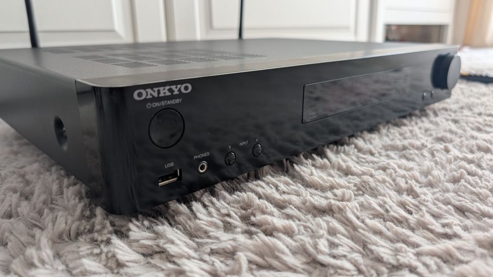 Wzmacniacz  stereo Onkyo TX-L20D HDMI 4K Spotify Tidal Bluetooth