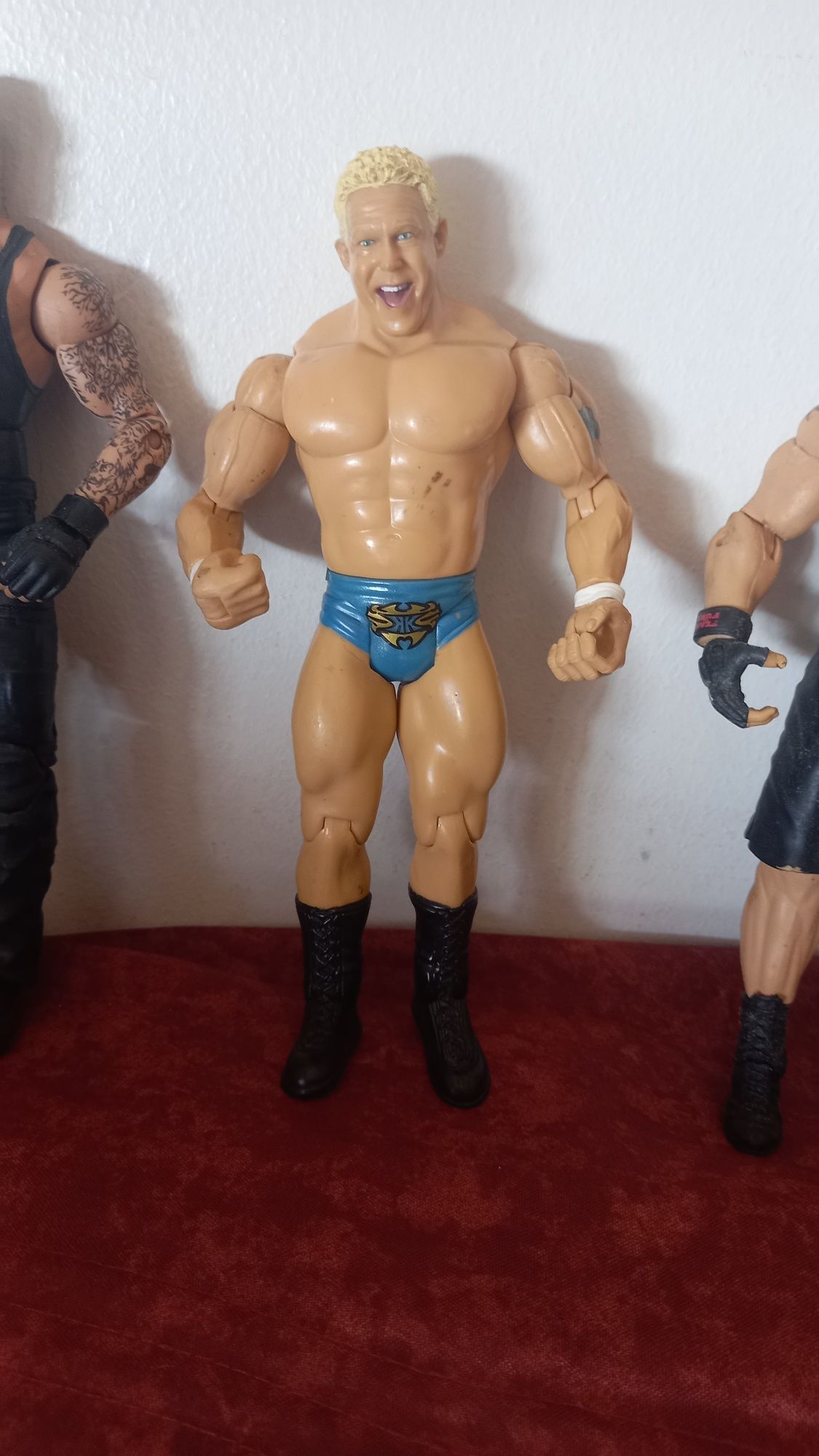 Conjunto 6 bonecos WWE (usados)