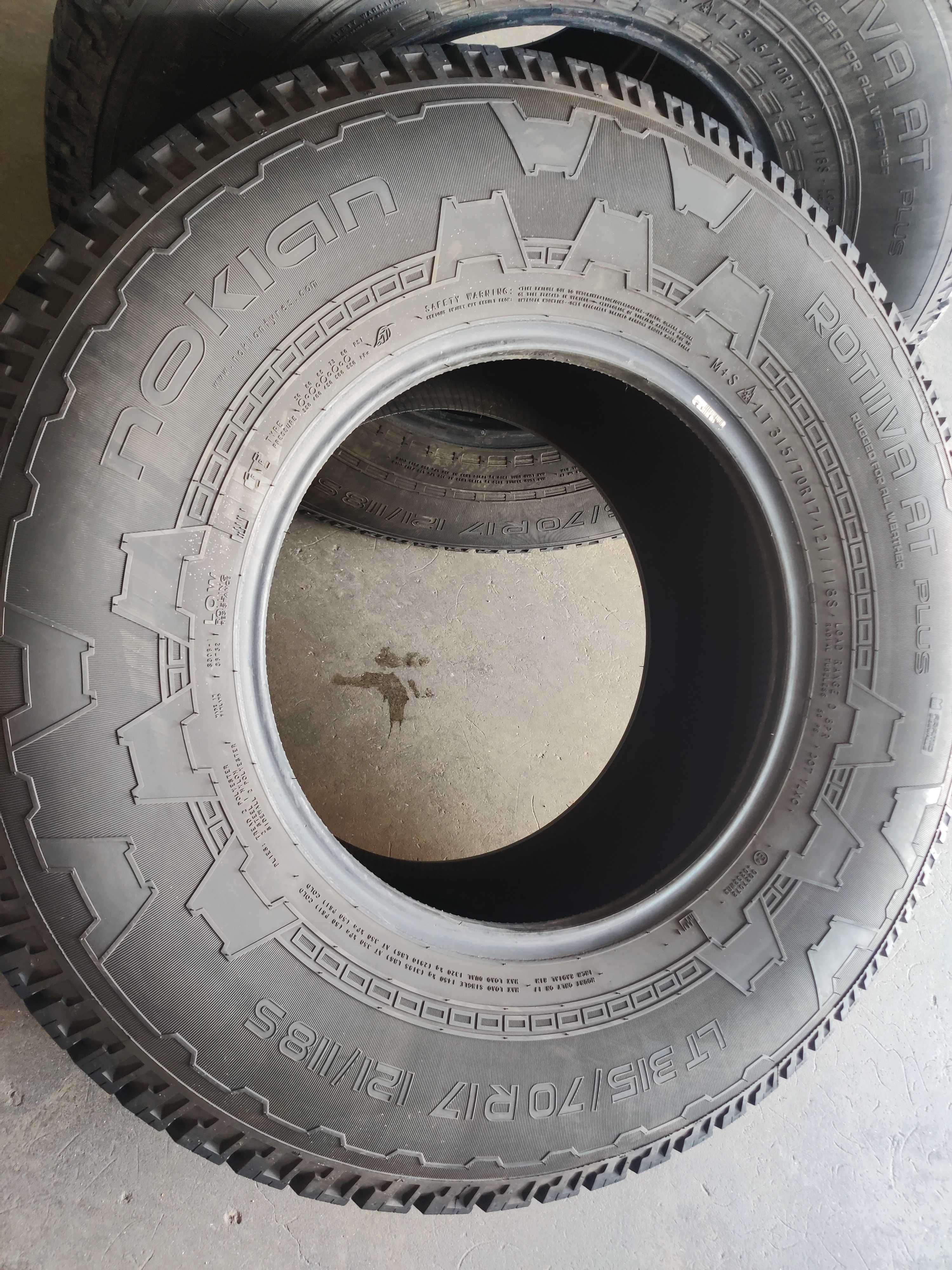 R17 315 70 Nokian Rotiiva AT Plus всесезонні шини