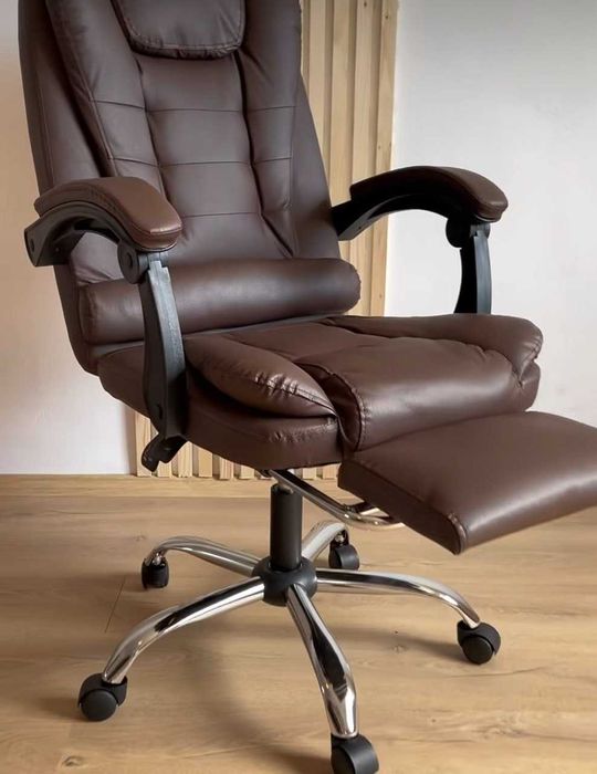 Офісне компьютерне крісло керівника TOR310 офисное кресло с массажем