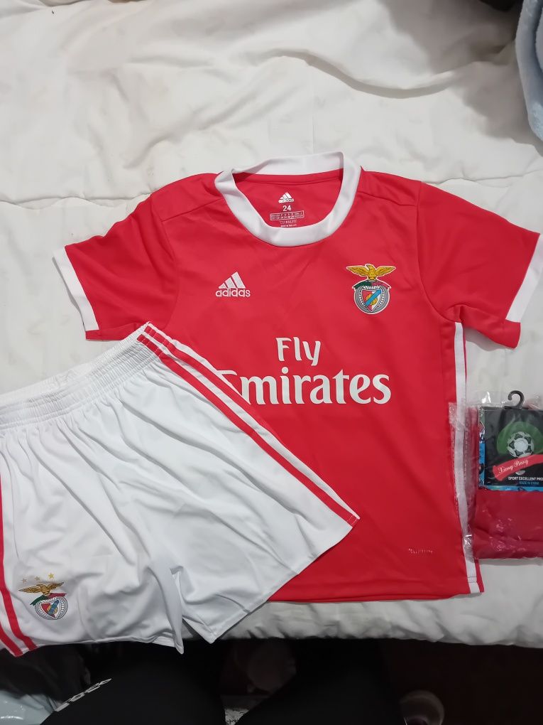 Equipamento retro benfica