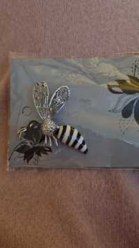 Broszka pszczoła Dzień Matki