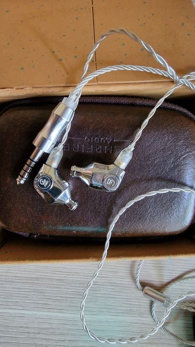 Campfire audio atlas. Можливо обмін навушники чі плеер.