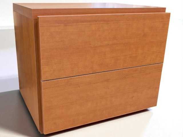 Mesa de Cabeceira em Cerejeira