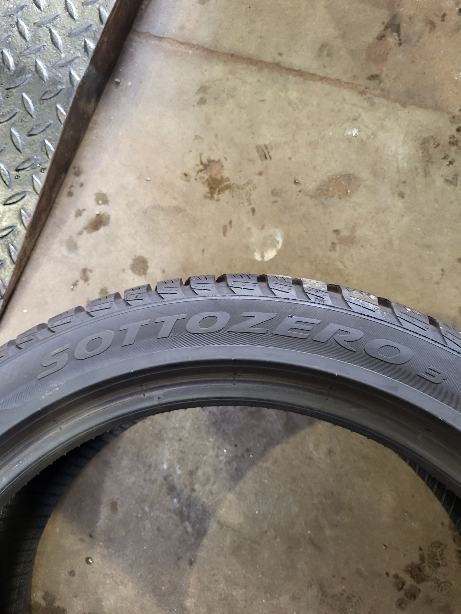 4szt 225/45/18 Pirelli 7-7.5mm dot2119r