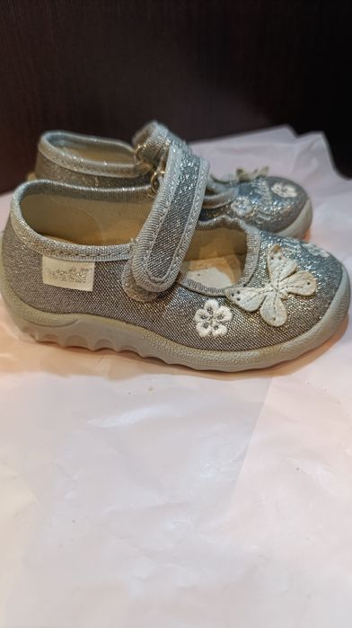 Туфлі для дівчинки р.22