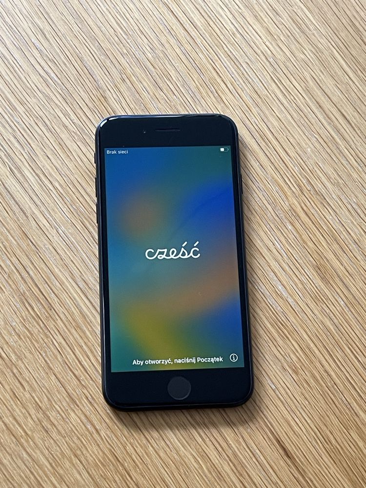 iPhone SE 64 GB czarny (MX9R2PM/A)