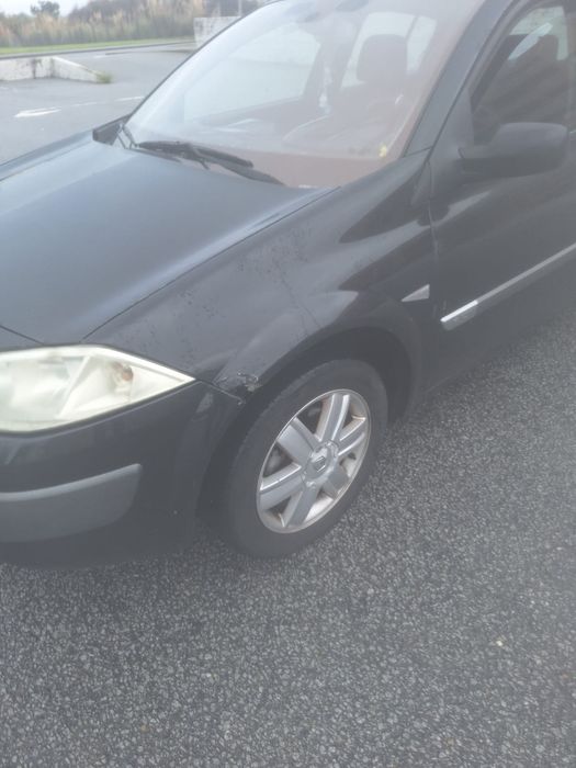 Vendo ou troco por mota Renault Megane 2004