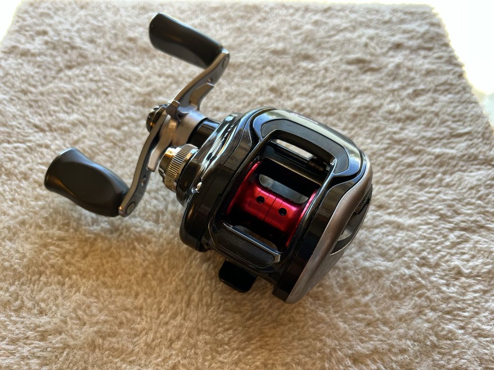 Carreto Daiwa T3 Ballistic 100HSL