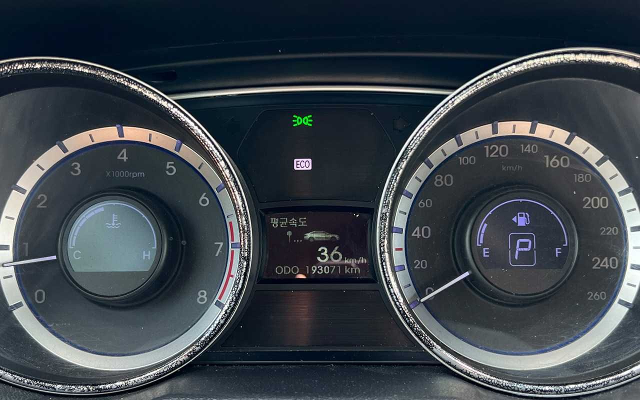 Hyundai Sonata 2011