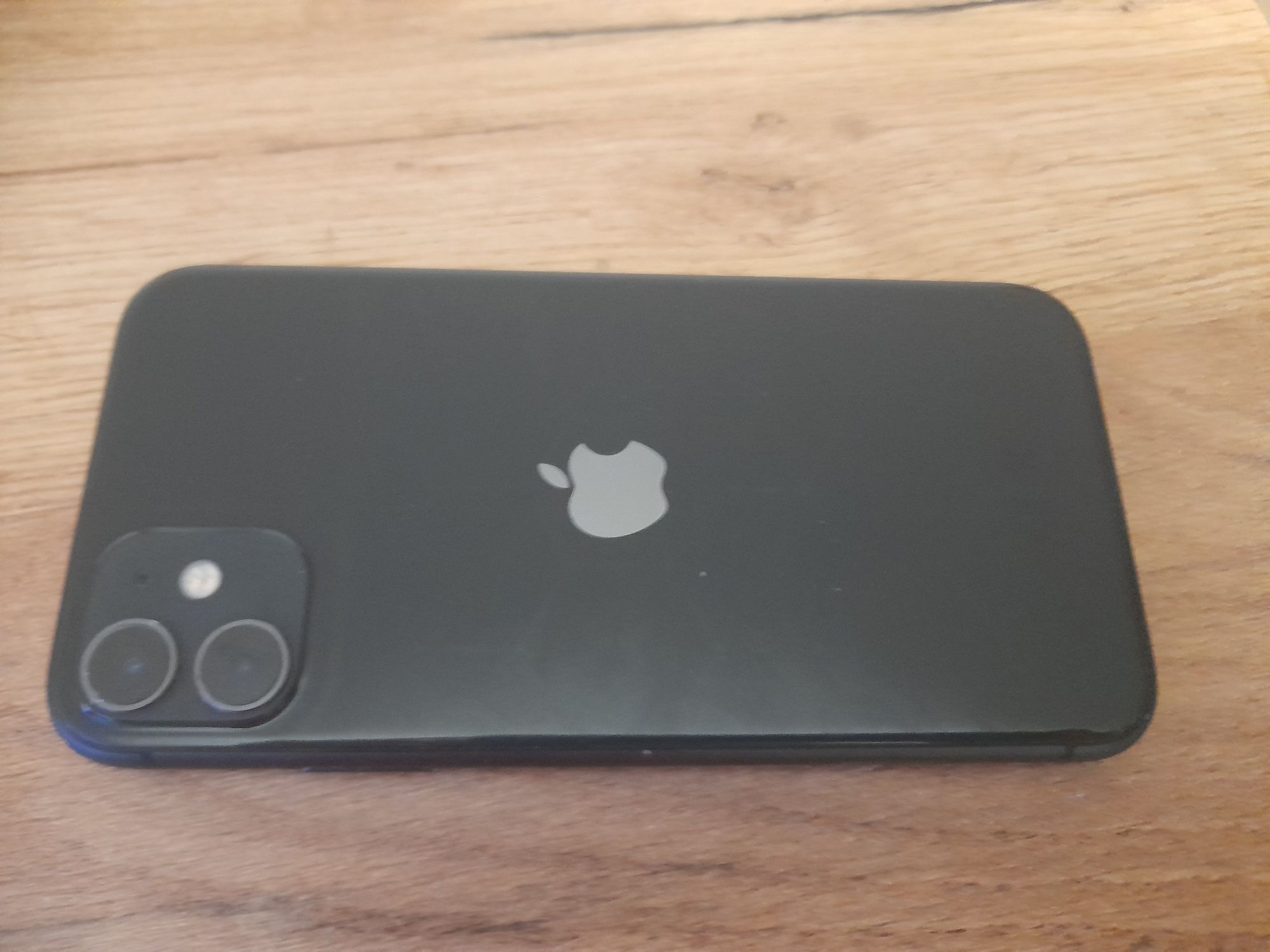 iPhone 11 zadbany
