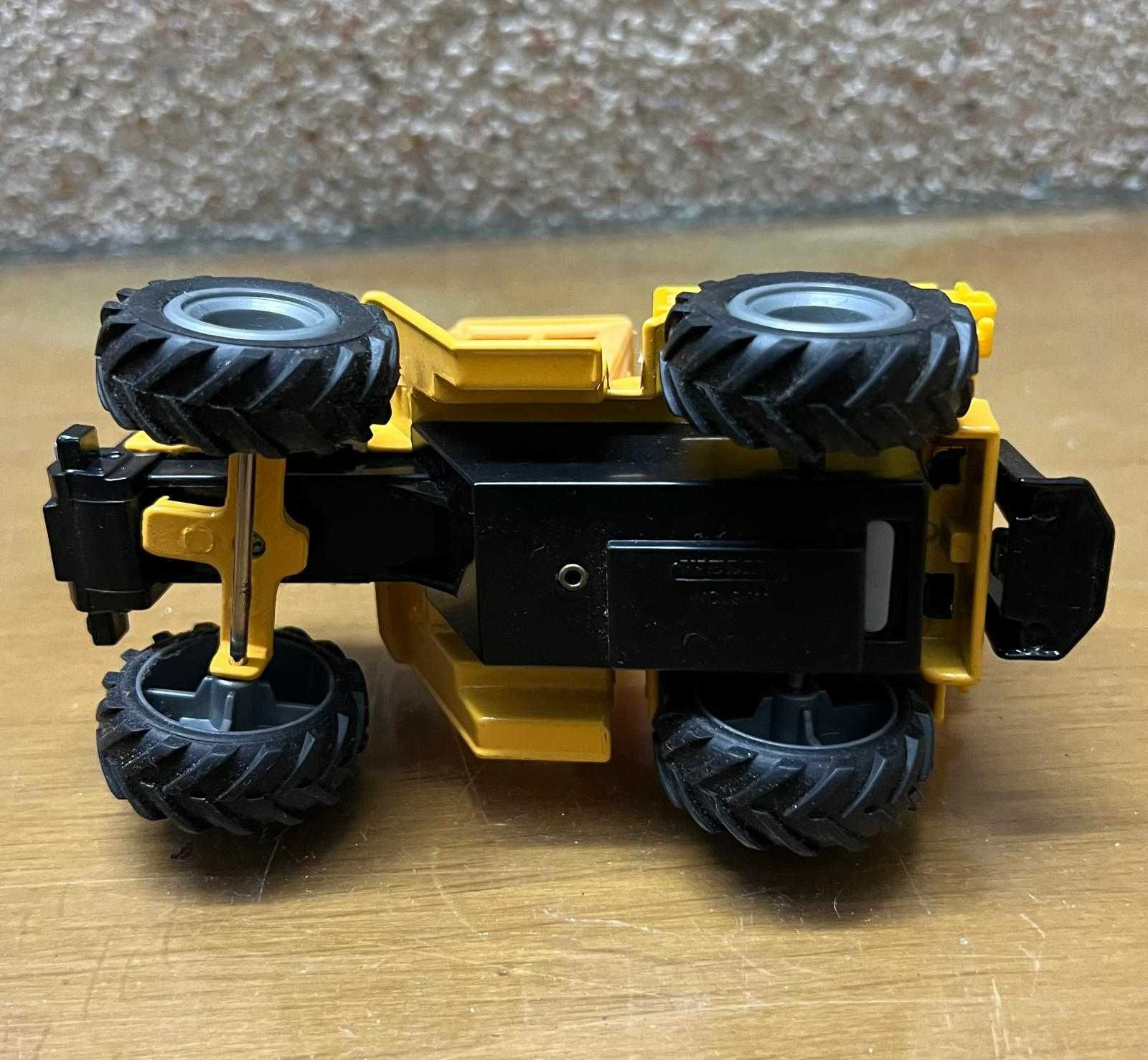 Trator MB Turbotrac 1000 – Miniatura Agrícola Colecionável