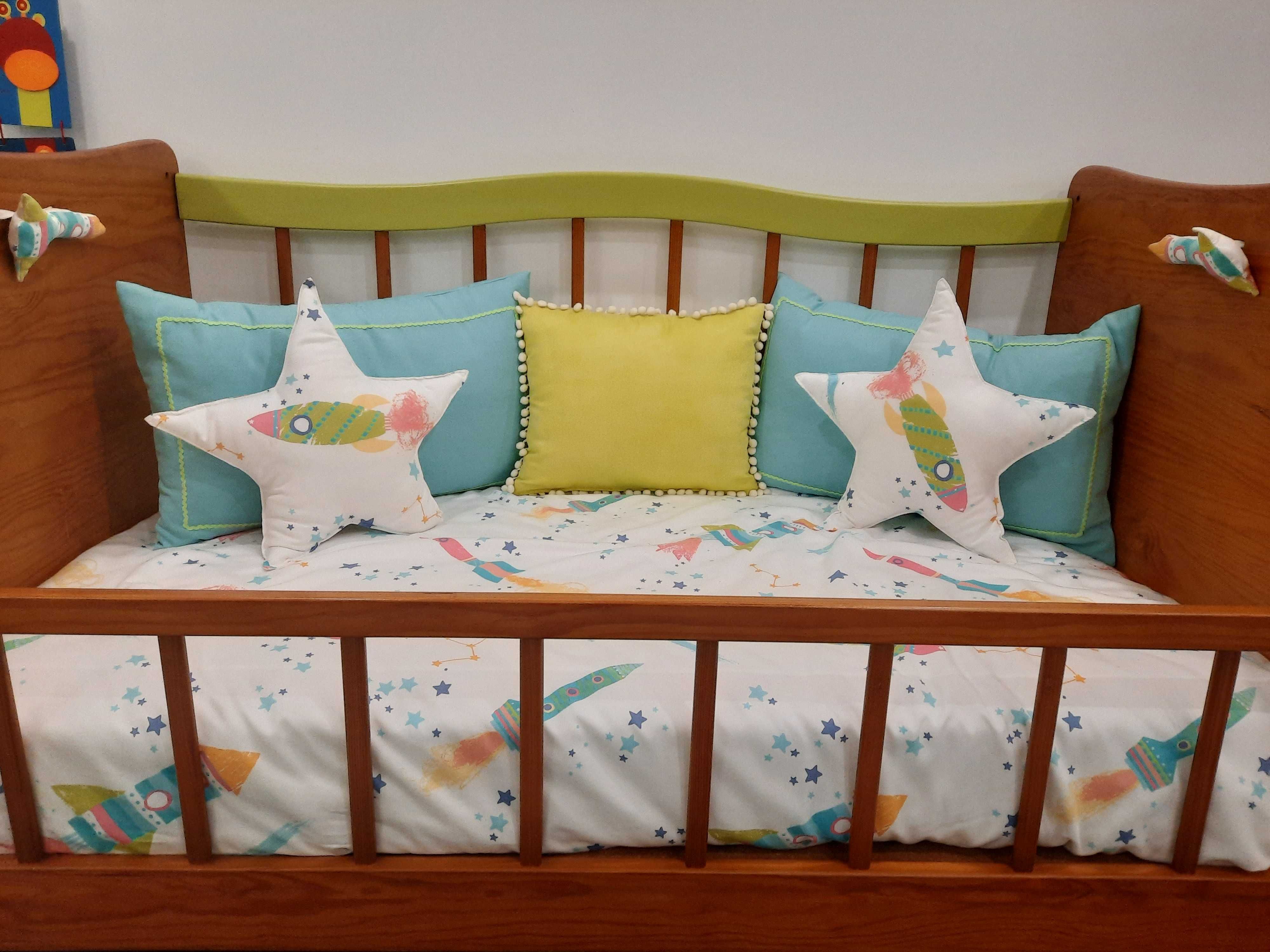Quarto de criança em madeira maciça