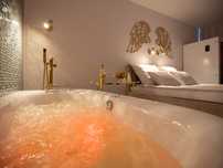 Apartament Gold JACUZZI SAUNA Kołobrzeg Zaręczyny Rocznice