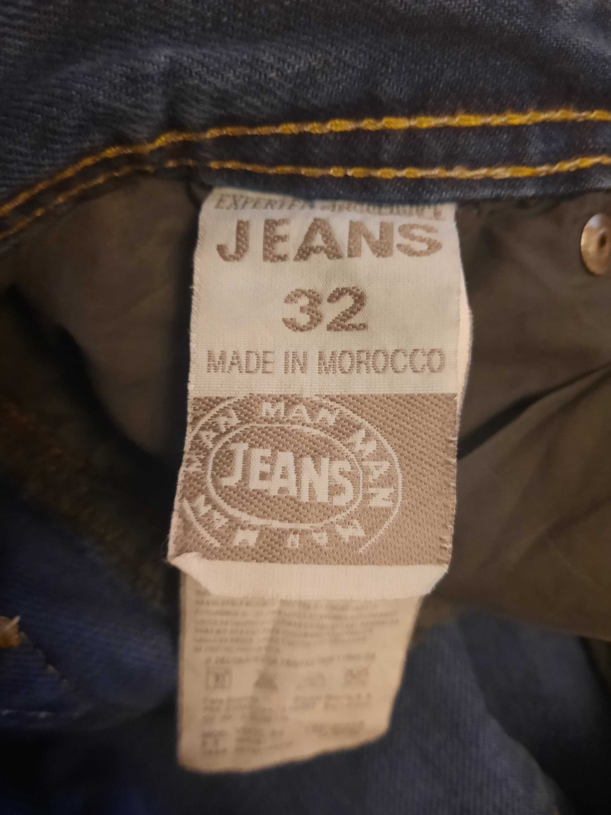 Jeansy, spodnie jeansowe ManJeans rozmiar 32, orientacyjnie M