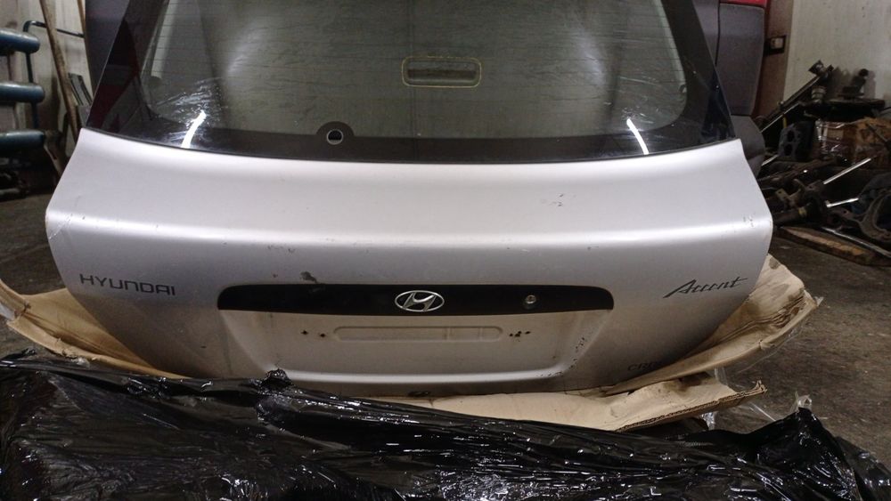 Кришка багажника Hyundai Accent Акцент  2000 2001 2002 2003 2004 2005