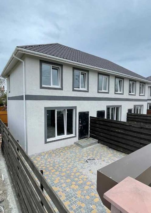 Таунхаус 52м² з ремонтом та власним заїздом |вул. Патріотична| 36000 $