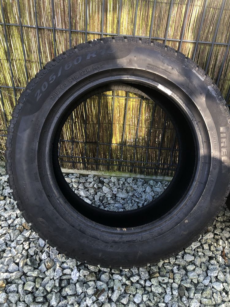 Opony zimowe 205/60 R16