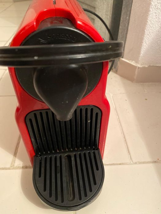 Vendo 2 máquina de café nespresso para peças