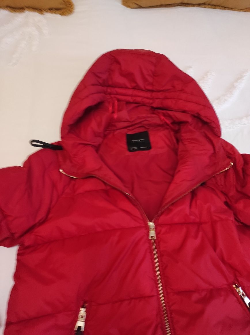Casaco vermelho da Zara