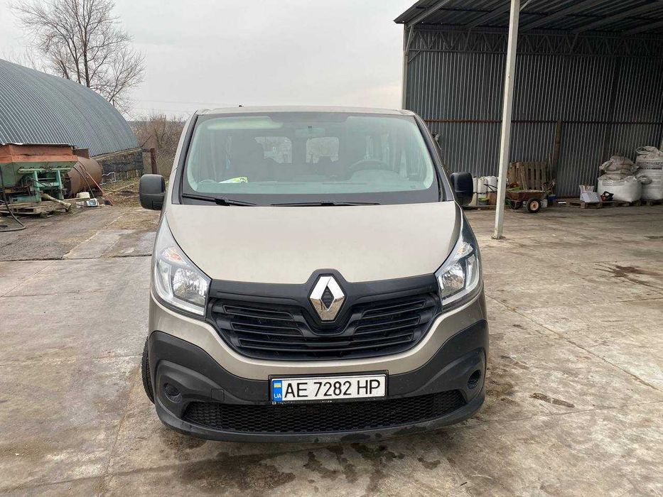 Рено Трафік пасажирський