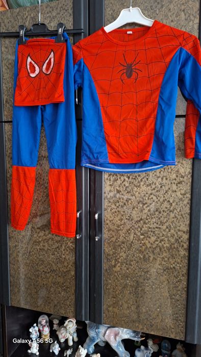 Strój karnawałowy Spider-Man.
