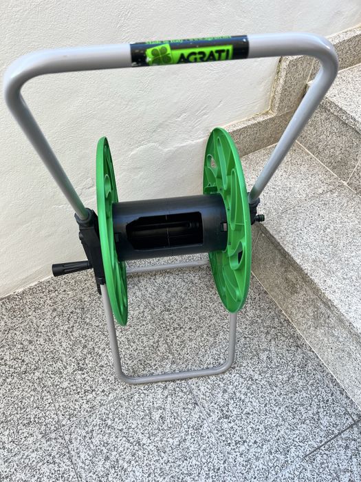 Carrinho para mangueira