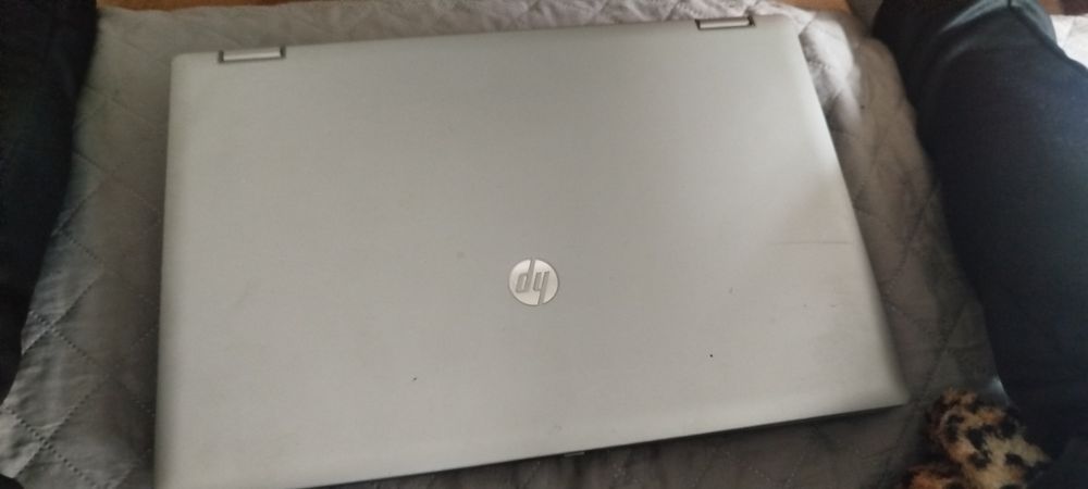 Portátil HP i5 Windows 7 pro