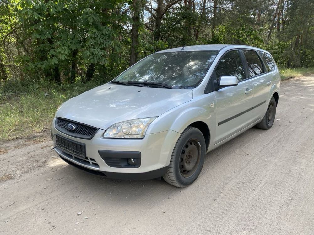 Ford fokus 1,6 benznzyna