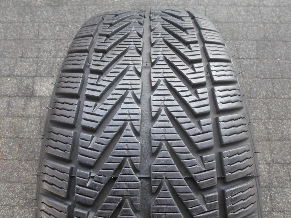 Opona Vredestein Wintrac Xtreme 225/55R19 99V M+S