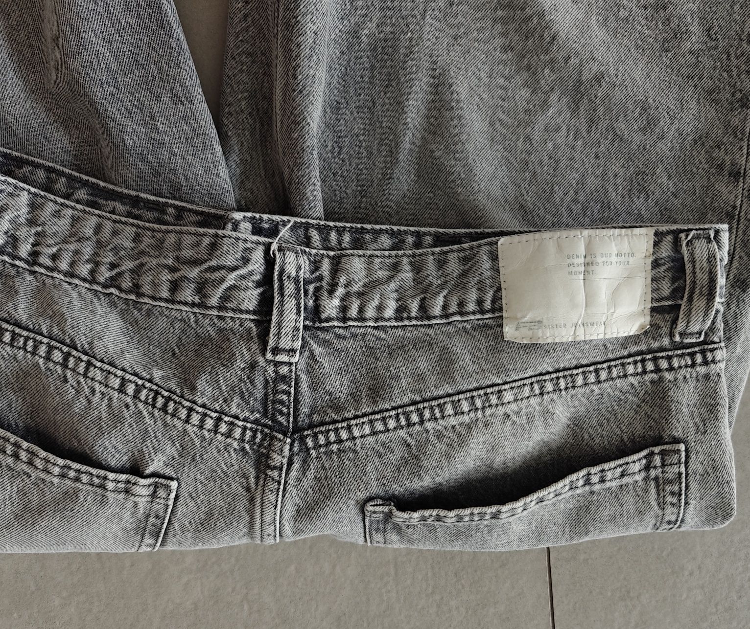 Jeansy typu baggy New Yorker