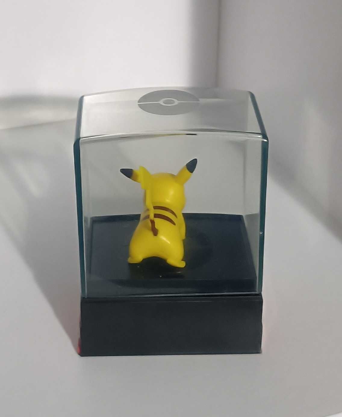 Pokémon Pikachu With Case WCT Nintendo Bandai