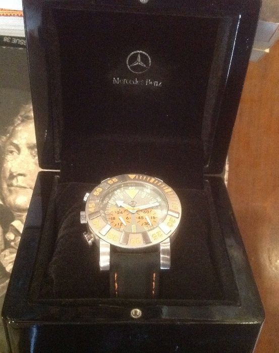 Relógio Mercedes Benz