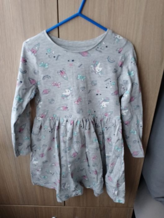 Sukienka dziewczęca 4-5 lat