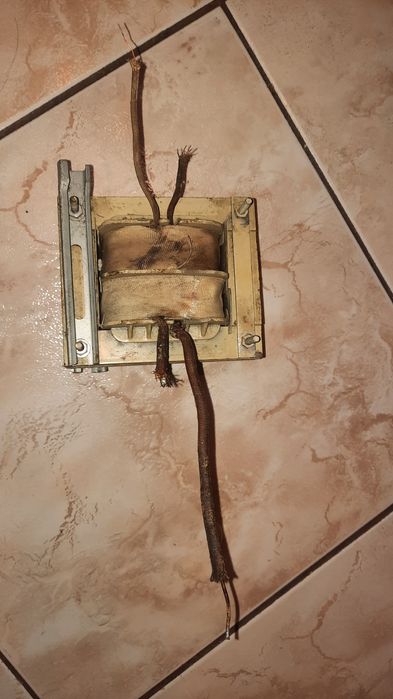 Transformator bezpieczeństwa 24V 130W