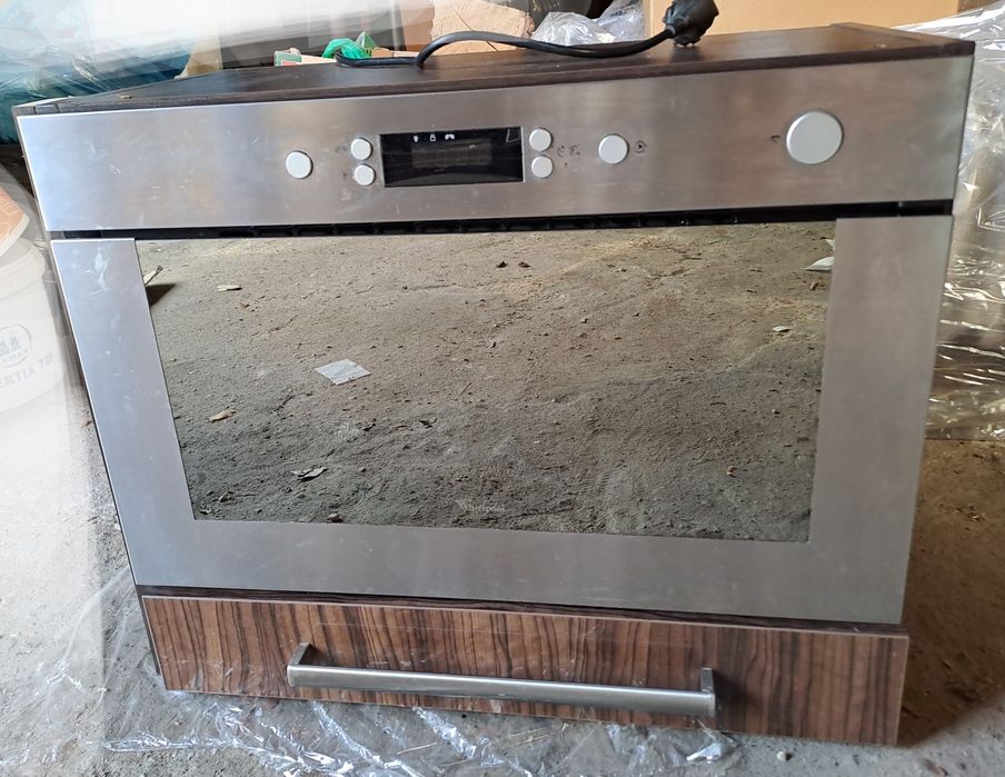Mikrofalówka pod zabudowę Whirlpool