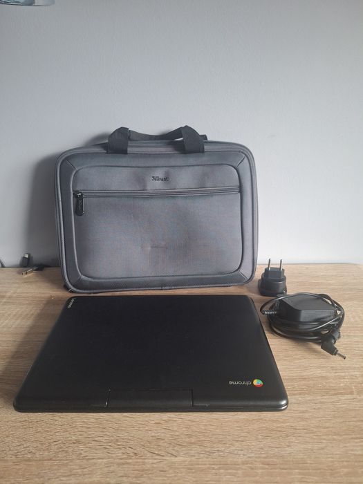 ChromeBook Lenovo 12 cali + pokrowiec