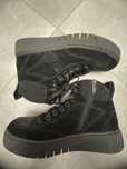 Buty czarne zamszowe