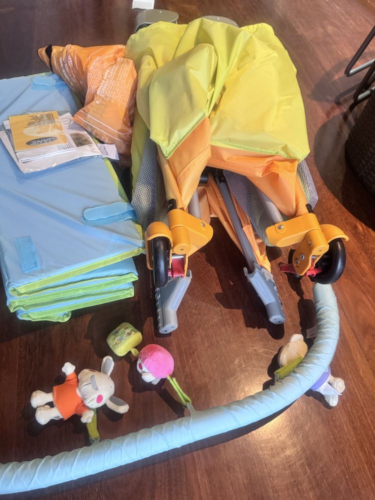 Berço de Viagem Duo Level Toys com Capa
