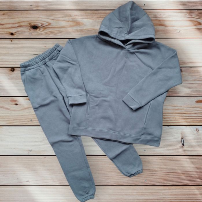 Жіночний одяг 44-46 розмір