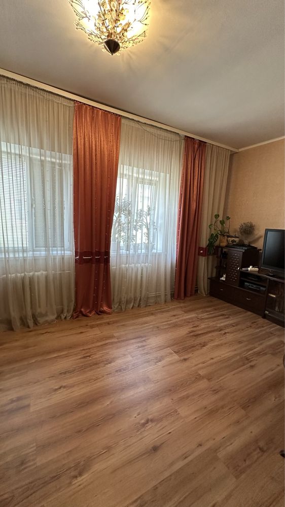 Продаж 2 х кімнатної квартири з індивідуальним опаленням