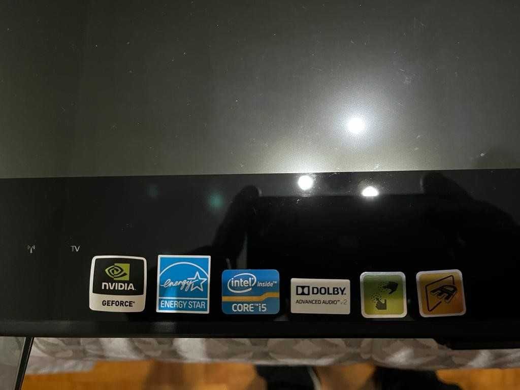 ALL IN ONE Lenovo IdeaCentre B540 c/ Ecra 3D c/ Wifi a 100%