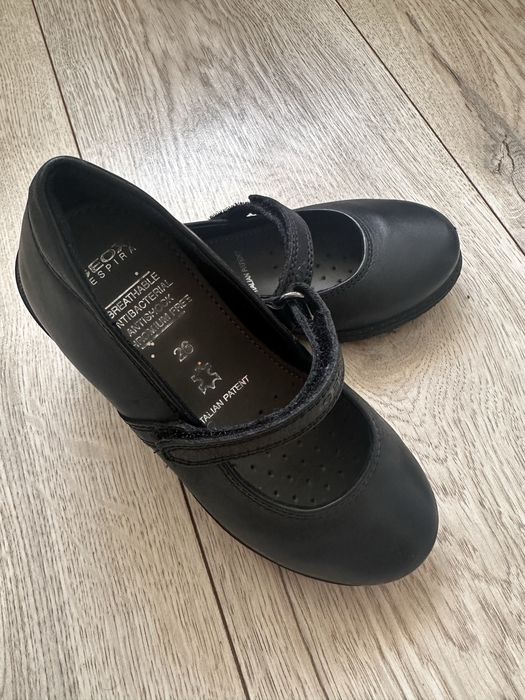 Туфлі для дівчинки geox геокс, розмір 26