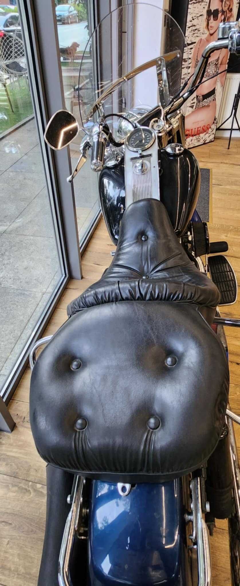 Harley Davidson Road King do złożenia, wszystko w pakiecie