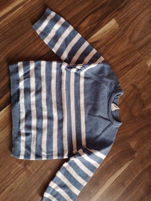 Sweterek dla chłopca 12-18 m-cy