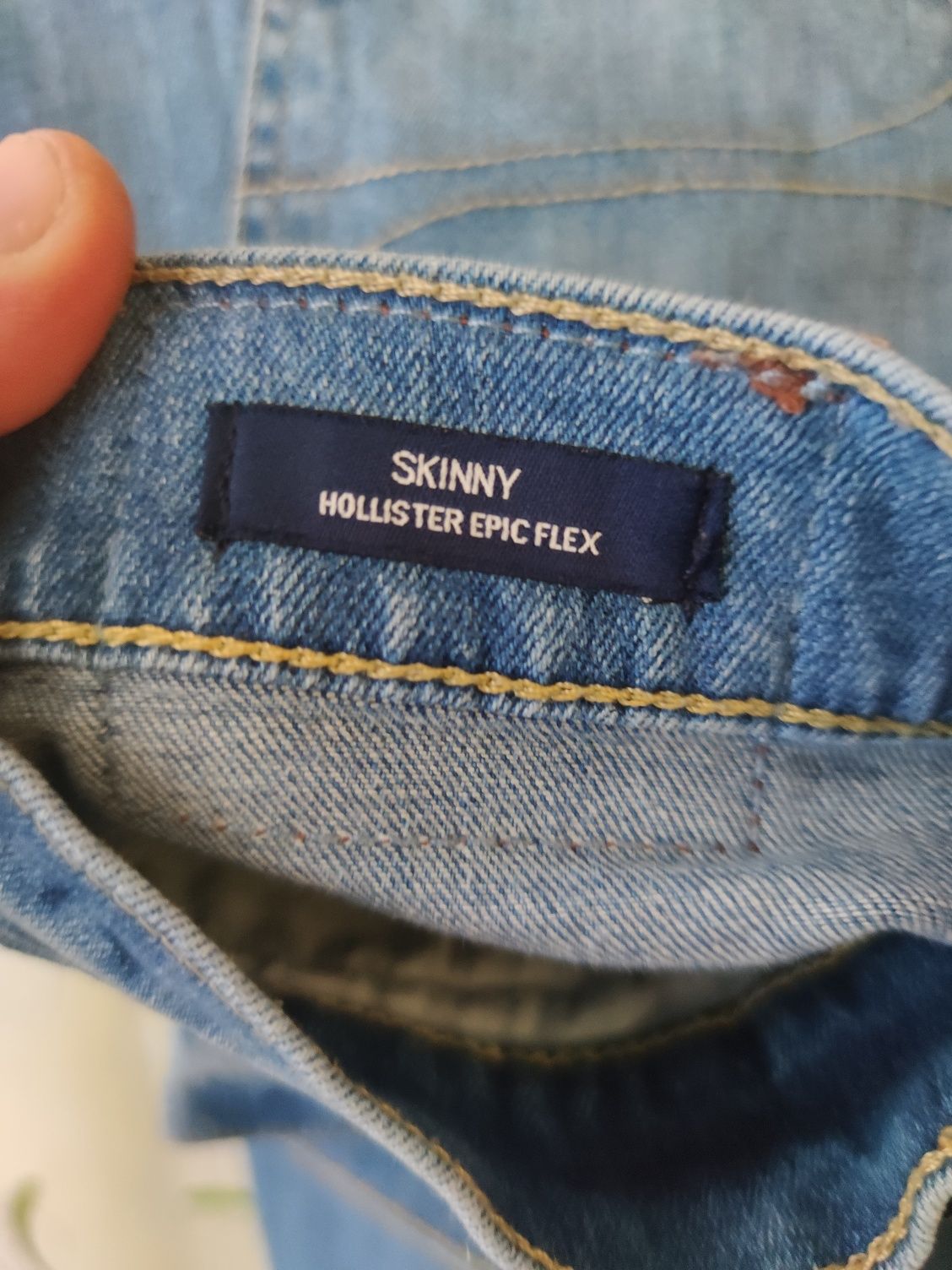 Джинсы мужские Hollister