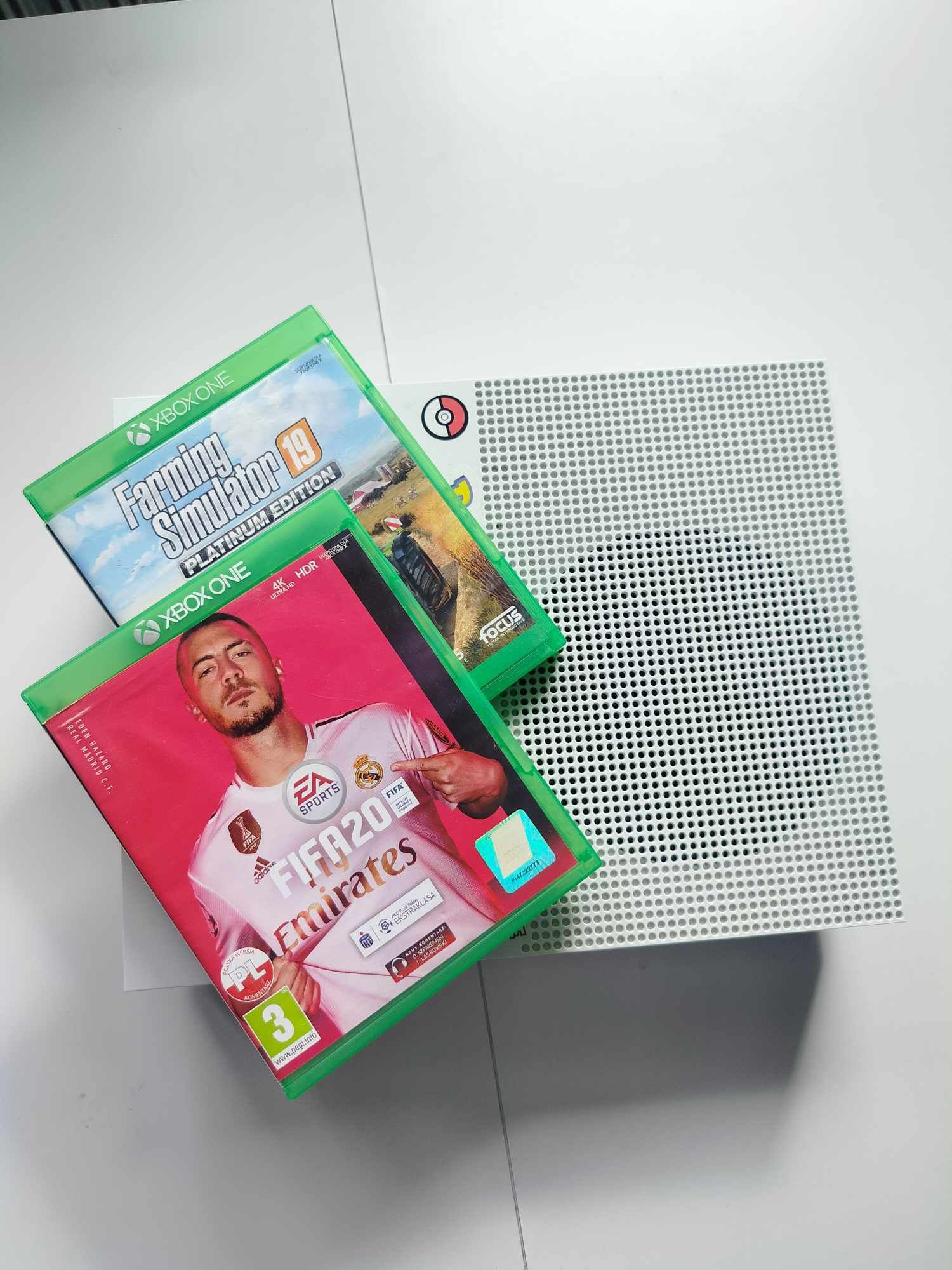 Xbox one S z dwoma grami 1tb