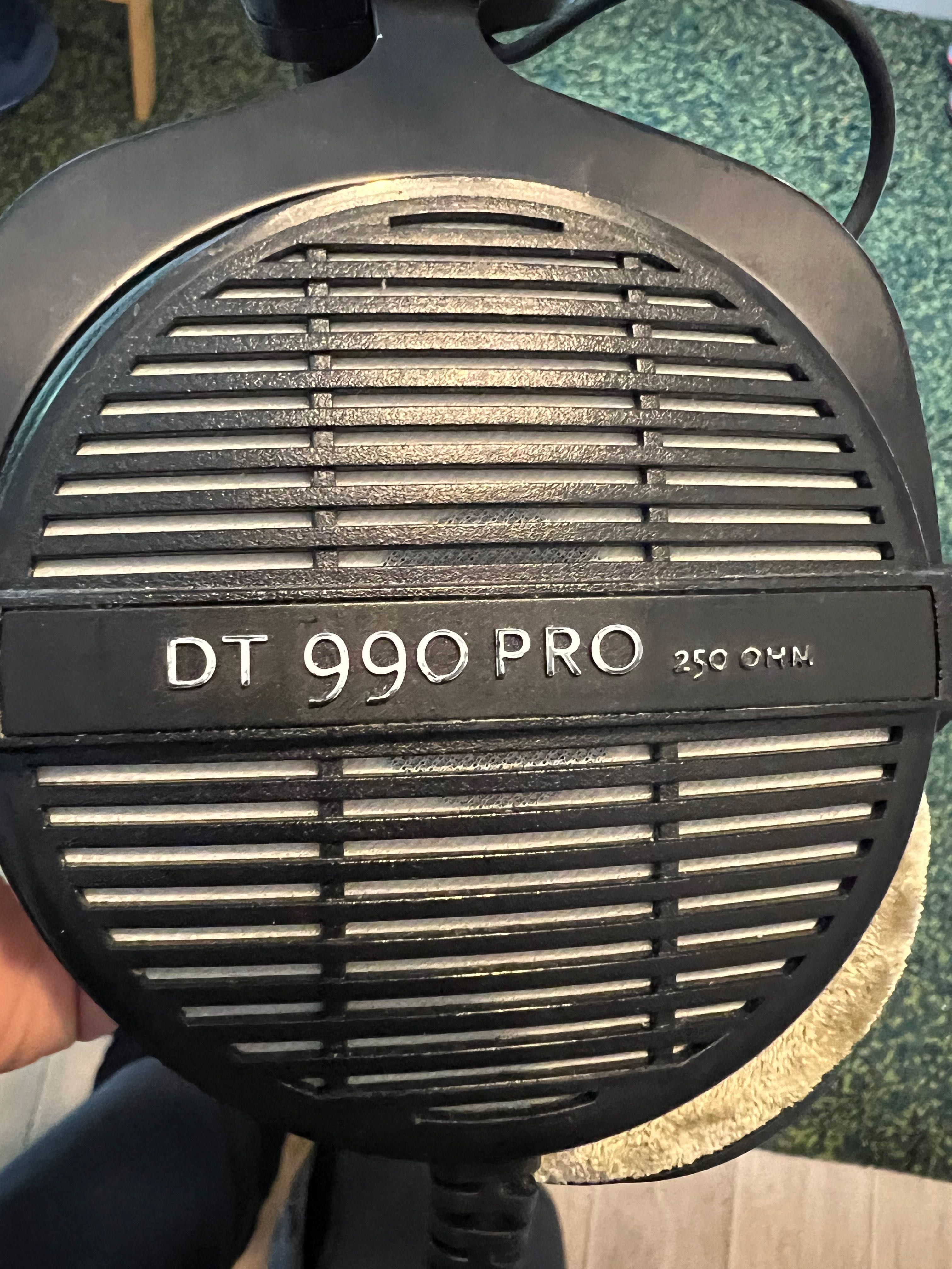 Beyerdynamic DT 990 PRO 250 OHM